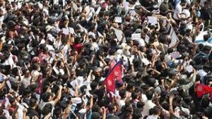 नेपाल में सोशल मीडिया बैन पर बवाल: Gen Z सड़कों पर, हिंसक झड़पों में कई की मौत
