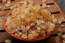 गोंद कतीरा खाने के फायदे: सेहत, सौंदर्य और ऊर्जा का खजाना